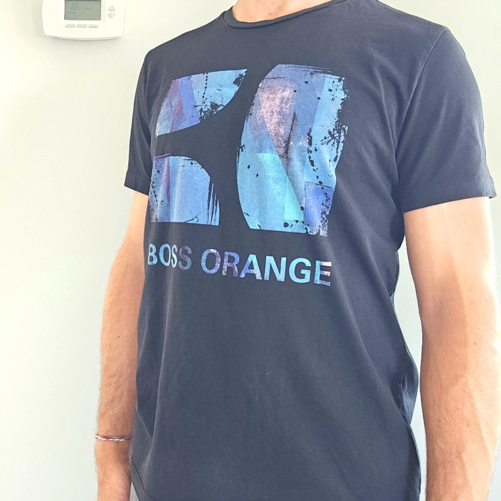 Hugo Boss orange mens Large tee-shirt black